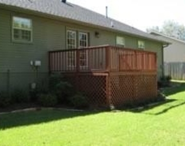 1320  E Ash - Photo Thumbnail 12