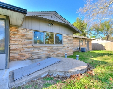 2641 Osborne Drive - Photo Thumbnail 33