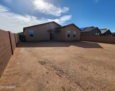 4991 E Wash Overlook Drive - Photo Thumbnail 16