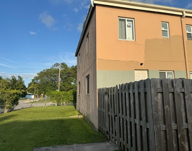 8428 Nw 2nd Avenue - Photo Thumbnail 1