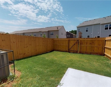 4915 Longview Walk - Photo Thumbnail 25