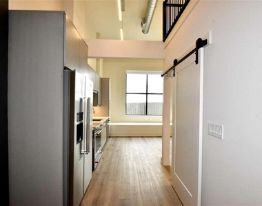 108 Park Place - Photo Thumbnail 10