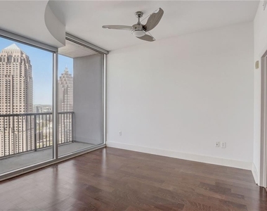 1080 Peachtree Street Ne - Photo Thumbnail 18