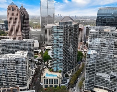 1080 Peachtree Street Ne - Photo Thumbnail 3