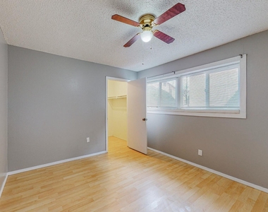 3867 Montgomery Boulevard Ne - Photo Thumbnail 33