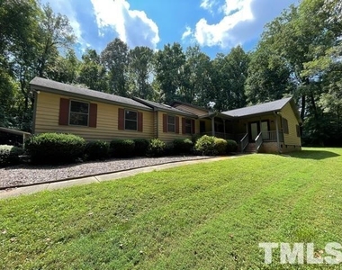 2717 Panther Drive - Photo Thumbnail 0