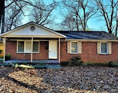 316 Sumerset Lane - Photo Thumbnail 1