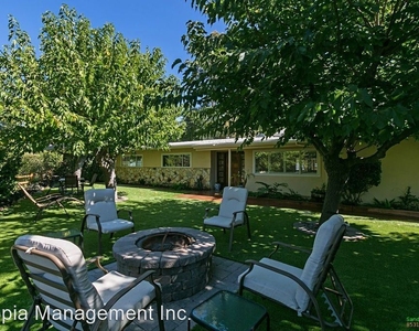 1491 Louise Dr. - Photo Thumbnail 23