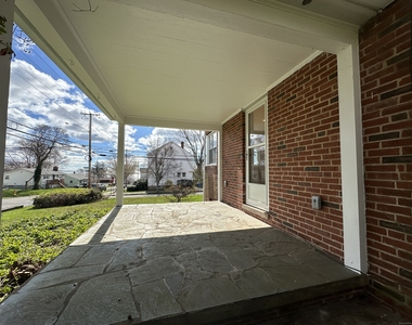 210 Highland Avenue - Photo Thumbnail 26