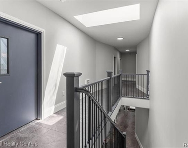 1312 Porter Street - Photo Thumbnail 15