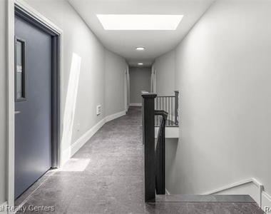 1312 Porter Street - Photo Thumbnail 16