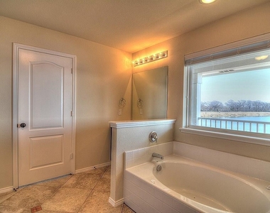 10351 Cedar Lake Drive - Photo Thumbnail 8