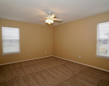 14856 Bell Manor Court - Photo Thumbnail 21