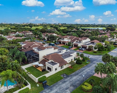 9339 Nw 50th Doral Cir - Photo Thumbnail 46