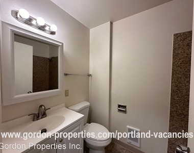 4406-4408 Se 28th Ave - Photo Thumbnail 23