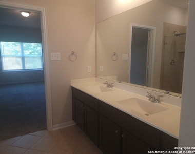 7823 Coolspring Dr - Photo Thumbnail 21