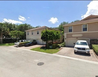 3713 Asperwood Cir - Photo Thumbnail 2