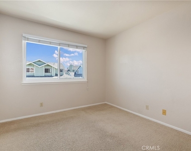 1158 Pacific Pointe Way - Photo Thumbnail 23