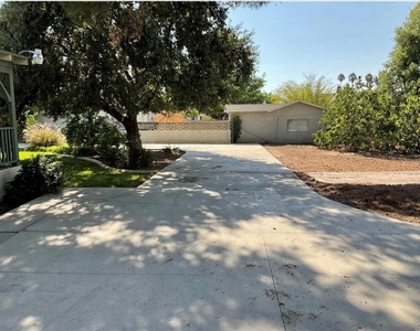 4209 Jurupa Avenue - Photo Thumbnail 15