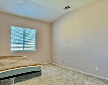 27560 Coral Street - Photo Thumbnail 13