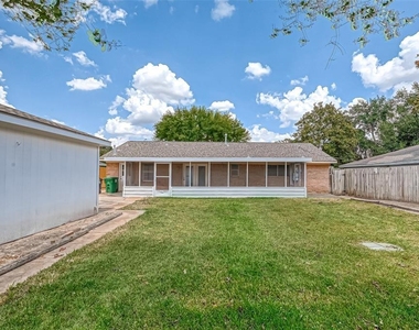 7407 Beechnut Street - Photo Thumbnail 20