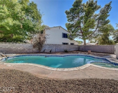 3554 El Camino Road - Photo Thumbnail 17