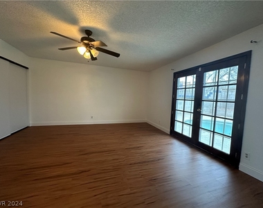 1709 Shadow Mountain Place - Photo Thumbnail 14