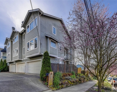 2217 E Alder Street - Photo Thumbnail 17