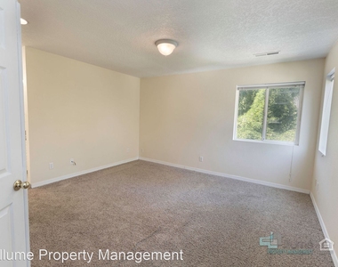 20630 Willamette Dr. - Photo Thumbnail 16