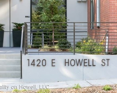 1420 E Howell St - Photo Thumbnail 14