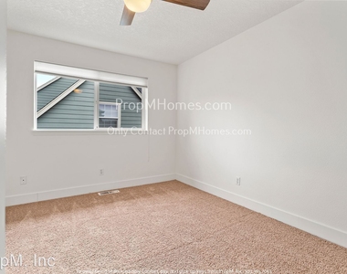 16860 Nw Paddington Drive - Photo Thumbnail 15