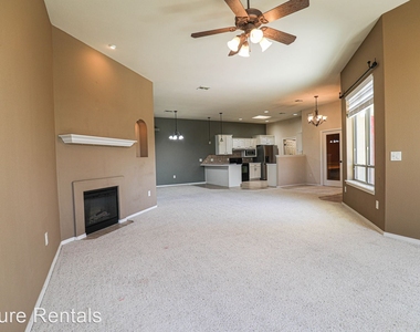 2507 Las Alturas Ct - Photo Thumbnail 10