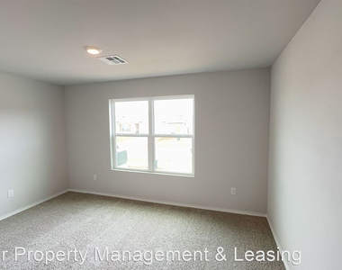 9709 Laredo Lane - Photo Thumbnail 7