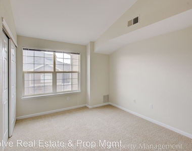 7440 S Blackhawk Street #10303 - Photo Thumbnail 14