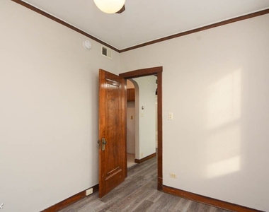 3615 N. Paulina, Unit B-6 - Photo Thumbnail 17