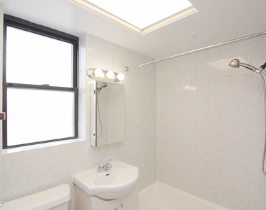 3615 N. Paulina, Unit B-6 - Photo Thumbnail 18