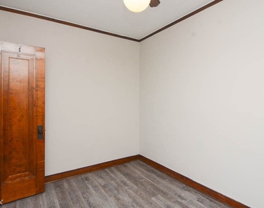 3615 N. Paulina, Unit B-6 - Photo Thumbnail 16