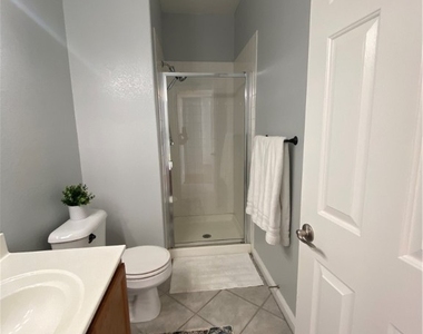 10637 Amblewood Way - Photo Thumbnail 24