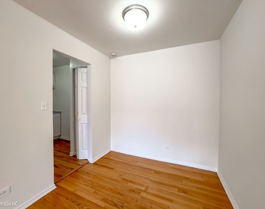 6954 N. Sheridan, Unit A504 - Photo Thumbnail 5