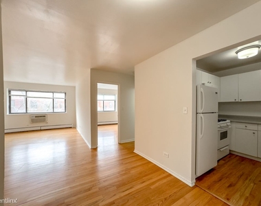 6954 N. Sheridan, Unit A504 - Photo Thumbnail 6