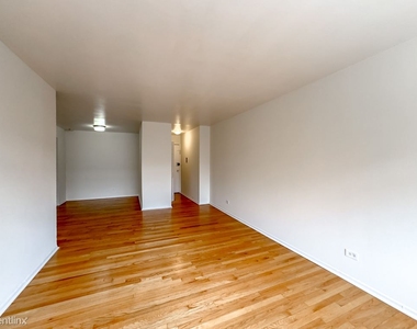 6954 N. Sheridan, Unit A504 - Photo Thumbnail 12