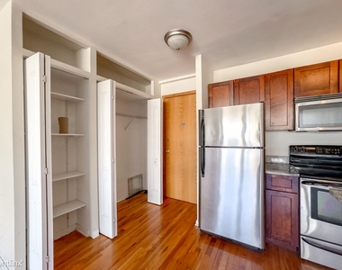 4180 N. Marine Drive, Unit A0111 - Photo Thumbnail 5