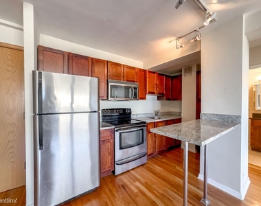 4180 N. Marine Drive, Unit A0111 - Photo Thumbnail 1