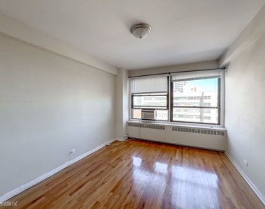 4180 N. Marine Drive, Unit A0111 - Photo Thumbnail 12