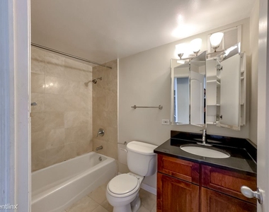 4180 N. Marine Drive, Unit A0111 - Photo Thumbnail 17