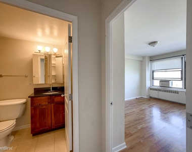 4180 N. Marine Drive, Unit A0111 - Photo Thumbnail 19