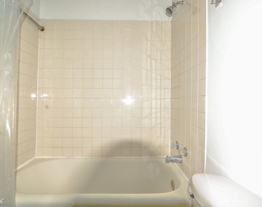 4824 W. Addison, Unit S-5 - Photo Thumbnail 16