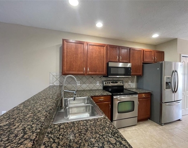 16350 Swan View Circle - Photo Thumbnail 8