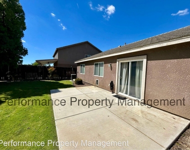 11415 Trabancos Dr - Photo Thumbnail 9