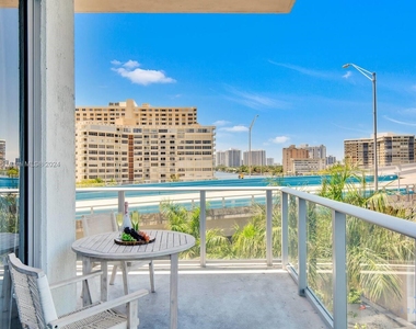 4010 S Ocean Dr - Photo Thumbnail 13